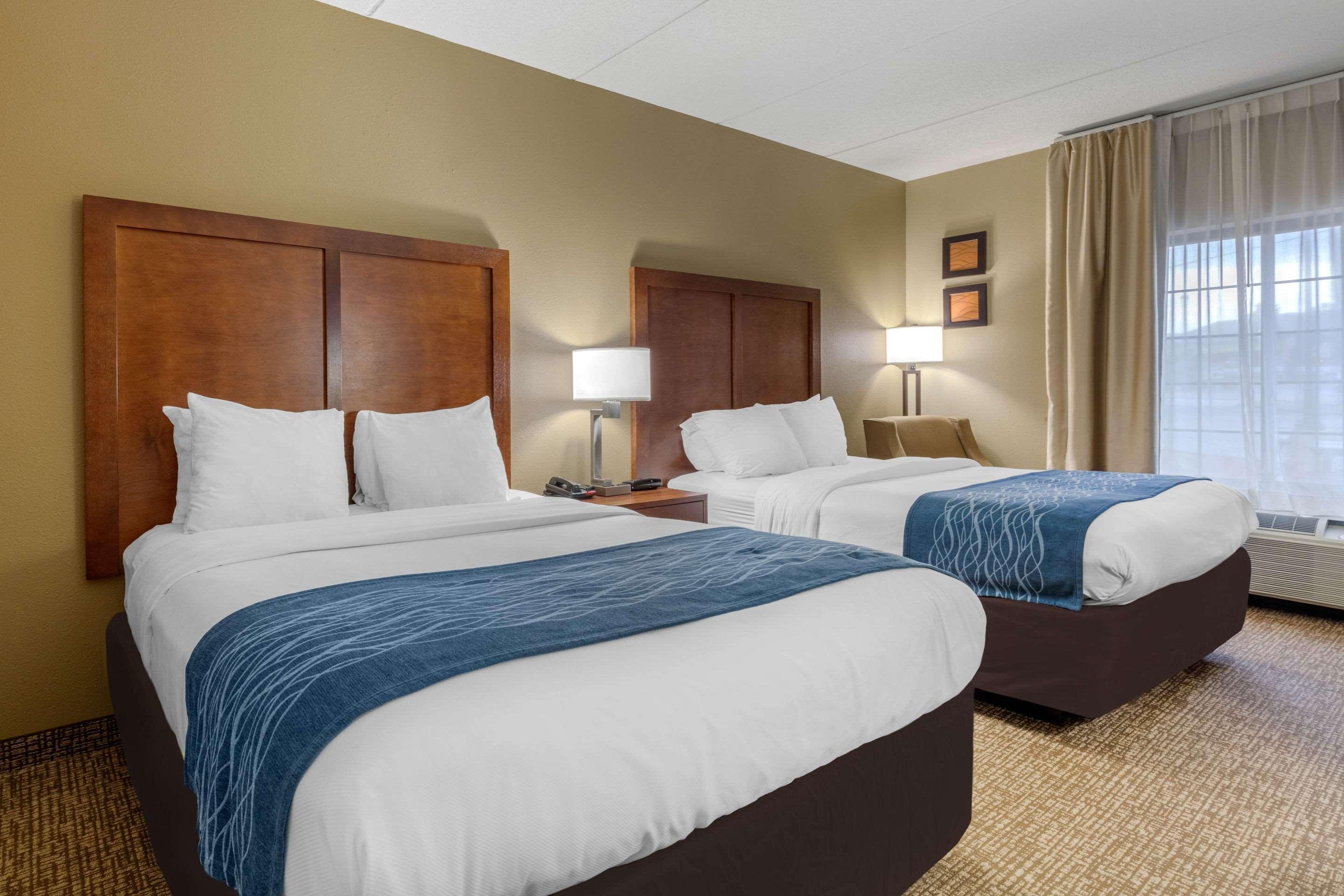 Hotel Comfort & Hamilton Place