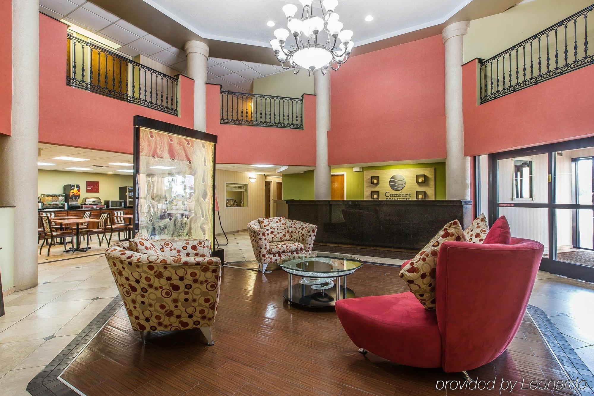 Hotel Comfort & Hamilton Place