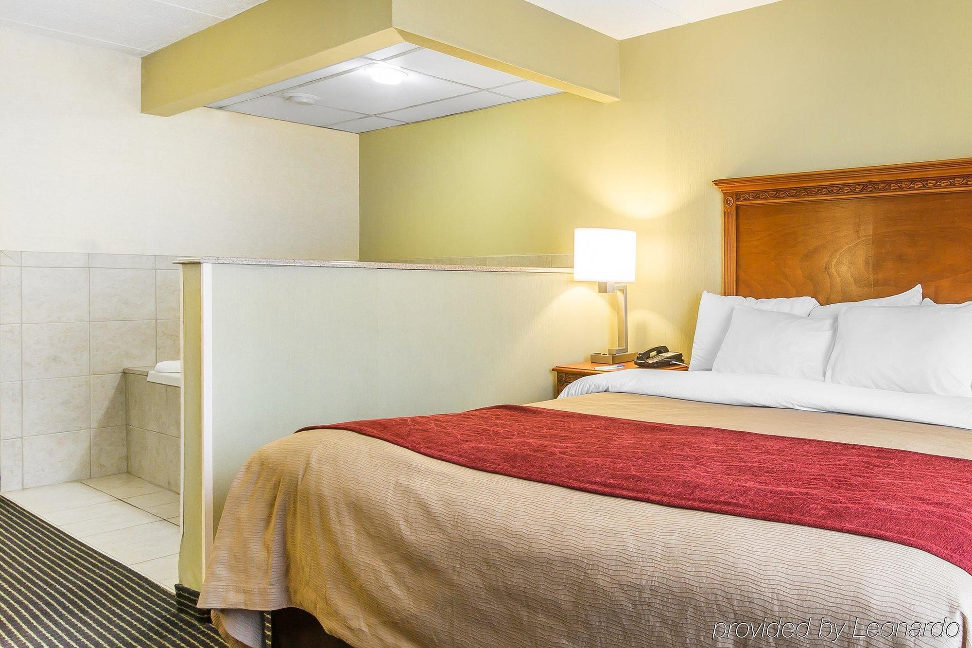 Hotel Comfort & Hamilton Place Chattanooga