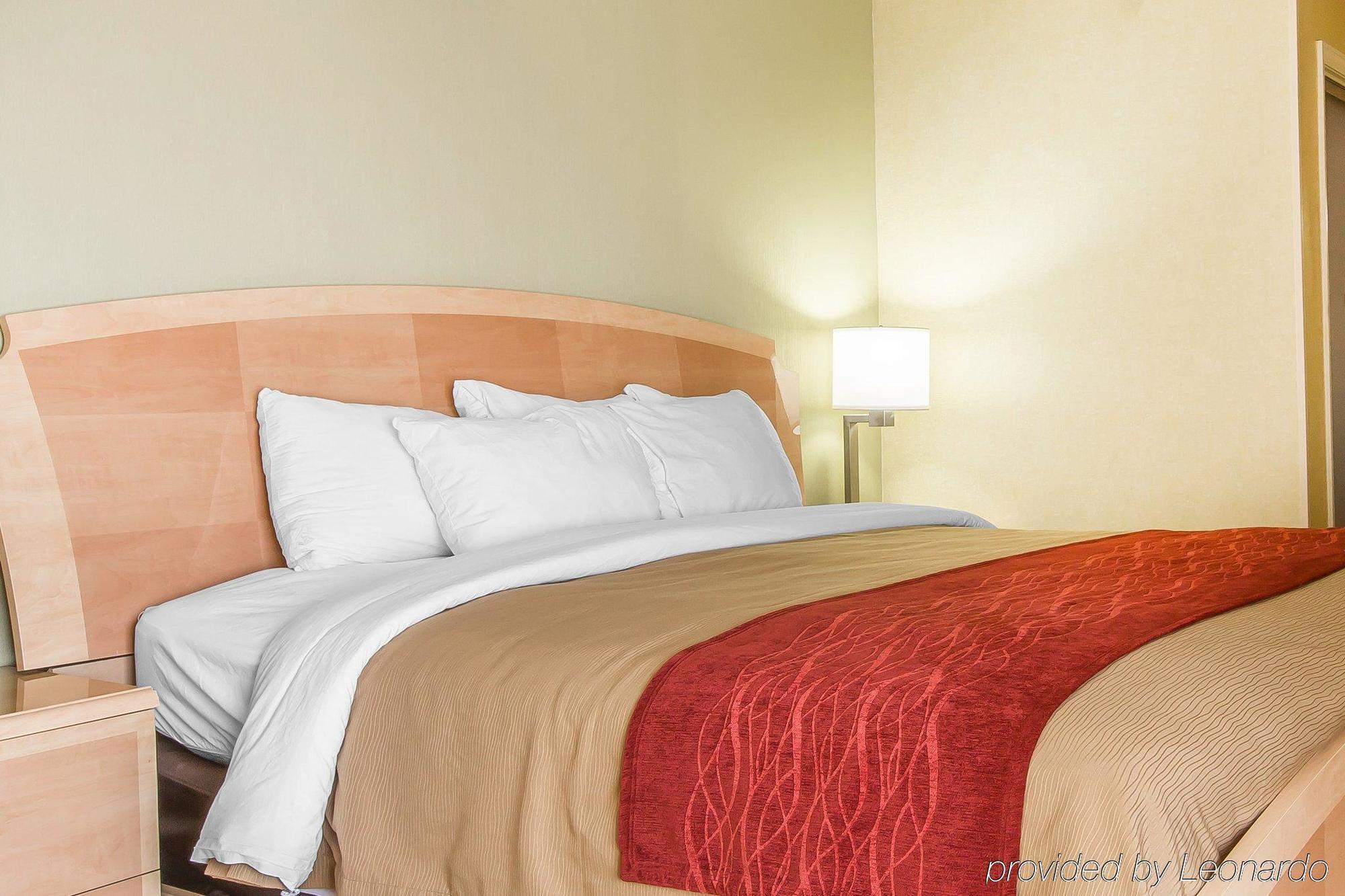 Hotel Comfort & Hamilton Place Chattanooga