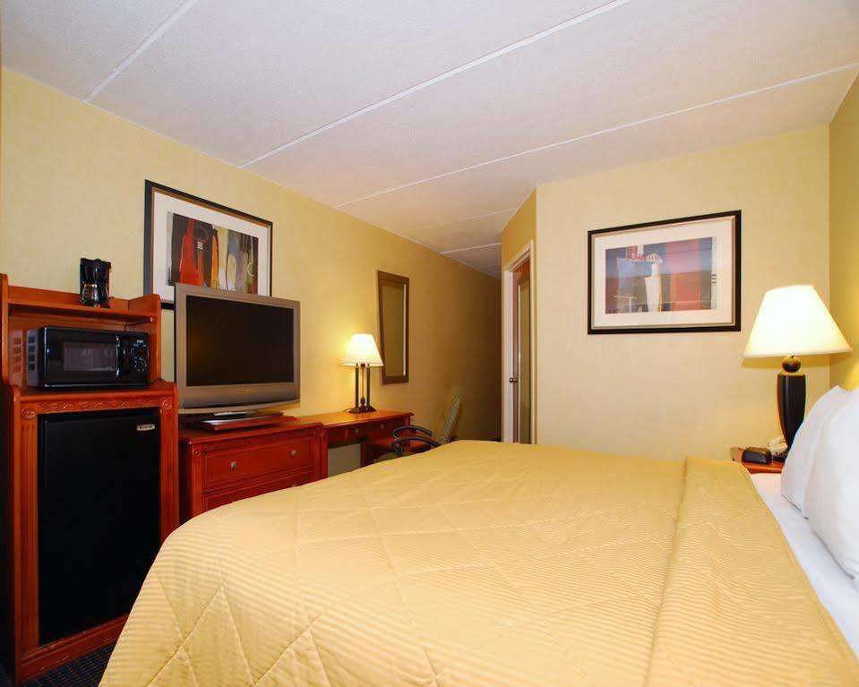 Comfort & Hamilton Place 3*