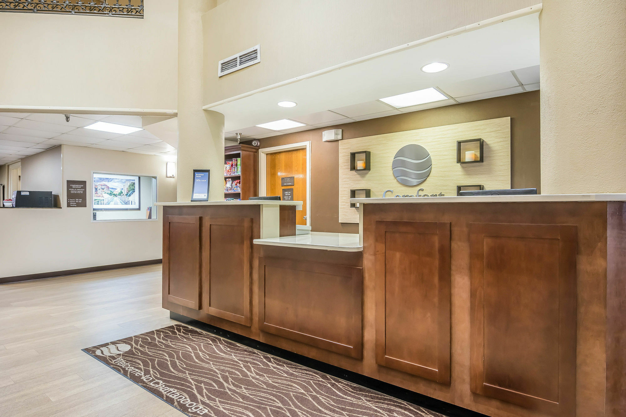 Hotel Comfort & Hamilton Place Chattanooga